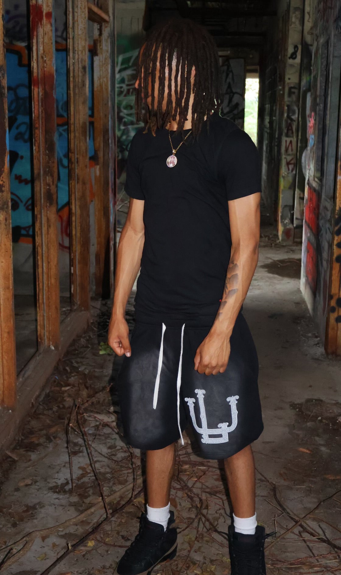 BLACK LOU RHINESTONE SHORTS - Variant