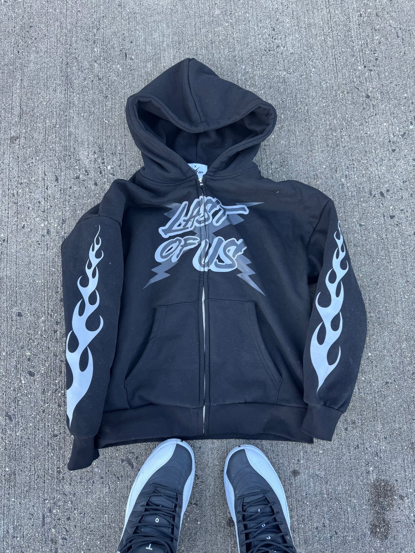 BLACK LOU SWEATSUIT