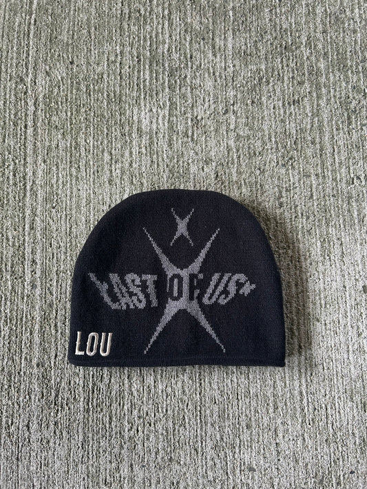 Black (skull) Beanie